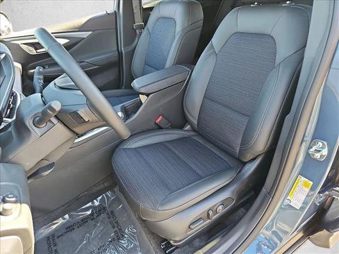 New 2026 Buick Envista Sport Touring w/ Convenience I Package FWD image 4
