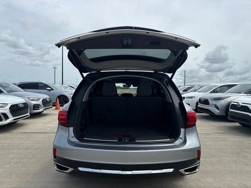 Used 2017 Acura MDX SH-AWD w/ Advance Package image 9