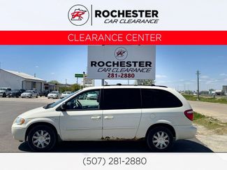 Used 2007 Chrysler Town & Country Touring FWD video 1