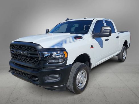Certified 2024 RAM 2500 Tradesman w/ Convenience Group image 6