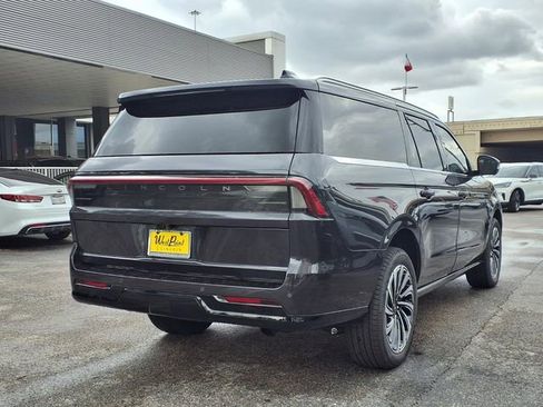 New 2025 Lincoln Navigator L Black Label image 2