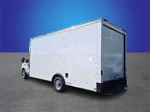New 2026 Ford E-450 and Econoline 450 Super Duty image 3