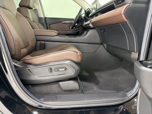 Used 2025 Honda Pilot Elite image 22