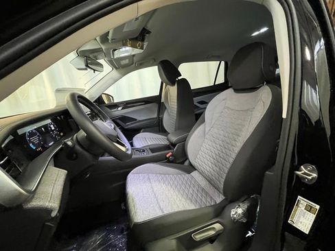New 2026 Volkswagen Tiguan S AWD/4WD image 10