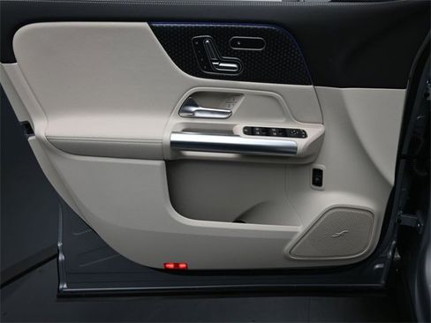 New 2026 Mercedes-Benz GLA 250 image 21