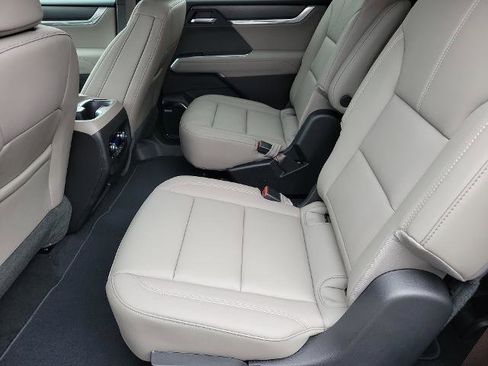 New 2026 GMC Acadia Elevation w/ Elevation Premium Package FWD image 14