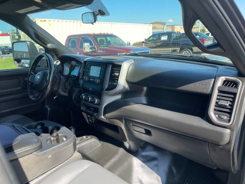 Used 2024 RAM 3500 Tradesman AWD/4WD image 17