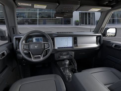 New 2025 Ford Bronco Badlands w/ Sasquatch Package AWD/4WD image 9