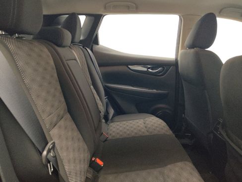 Used 2017 Nissan Rogue Sport SV FWD image 19
