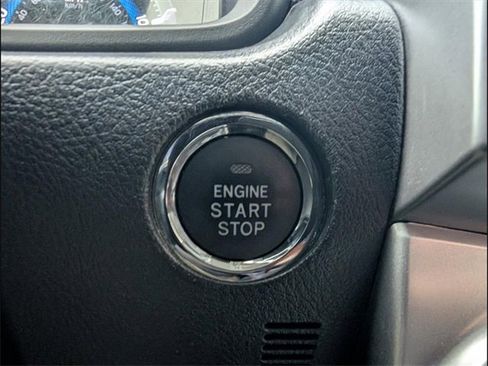 Used 2019 Toyota 4Runner Limited image 12