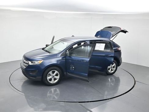 Used 2017 Ford Edge SE FWD image 45