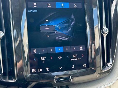 Certified 2024 Volvo XC60 B5 Plus w/ Protection Package Premier image 26