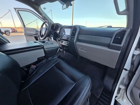 Used 2020 Ford F250 XL w/ STX Appearance Package image 34