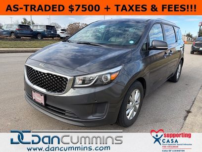 Used 2017 Kia Sedona LX w/ LX Essentials Premium Package