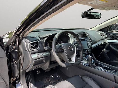 Used 2019 Nissan Maxima 3.5 SV FWD image 6