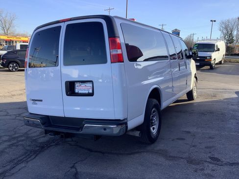 Used 2021 Chevrolet Express 3500 LT w/ LT Preferred Equipment Group image 7