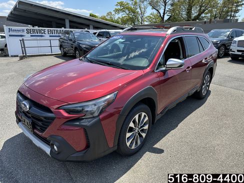 Used 2025 Subaru Outback Touring w/ Popular Package #2 AWD/4WD image 7