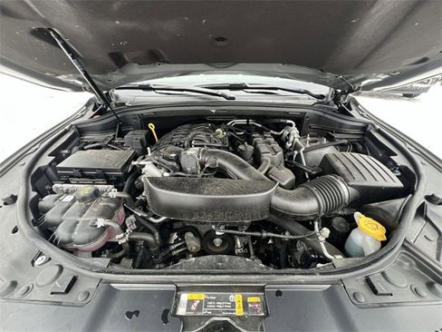 Used 2024 Dodge Durango GT image 13