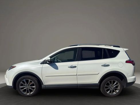 Used 2018 Toyota RAV4 Limited image 10