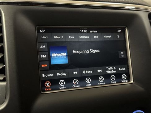 Used 2021 Jeep Grand Cherokee Laredo w/ Security & Convenience Group image 14