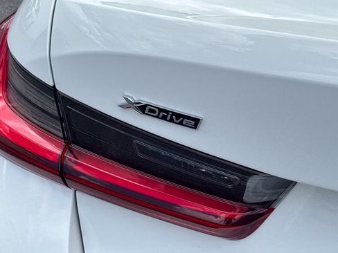 Used 2024 BMW 330e xDrive AWD/4WD image 6