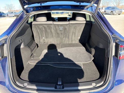 Used 2024 Tesla Model Y Long Range image 22