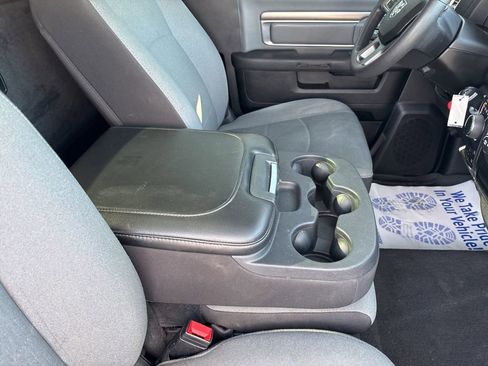 Used 2023 RAM 1500 Classic SLT image 46