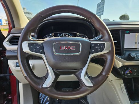 Used 2017 GMC Acadia Denali w/ Technology Package AWD/4WD image 24