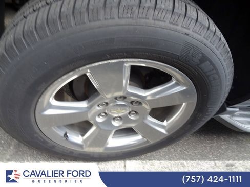 Used 2017 Chevrolet Tahoe LT AWD/4WD image 12