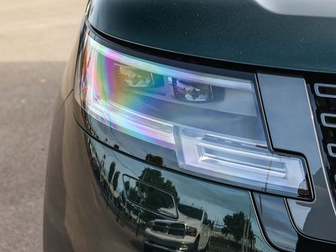 New 2026 Land Rover Range Rover SE image 15