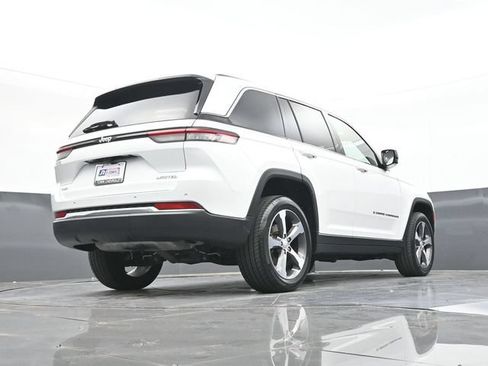 Used 2023 Jeep Grand Cherokee Limited AWD/4WD image 47