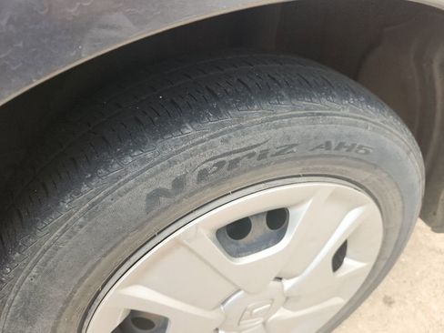 Used 2013 Honda Fit image 6