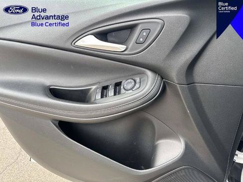 Used 2024 Buick Encore GX Sport Touring FWD image 21