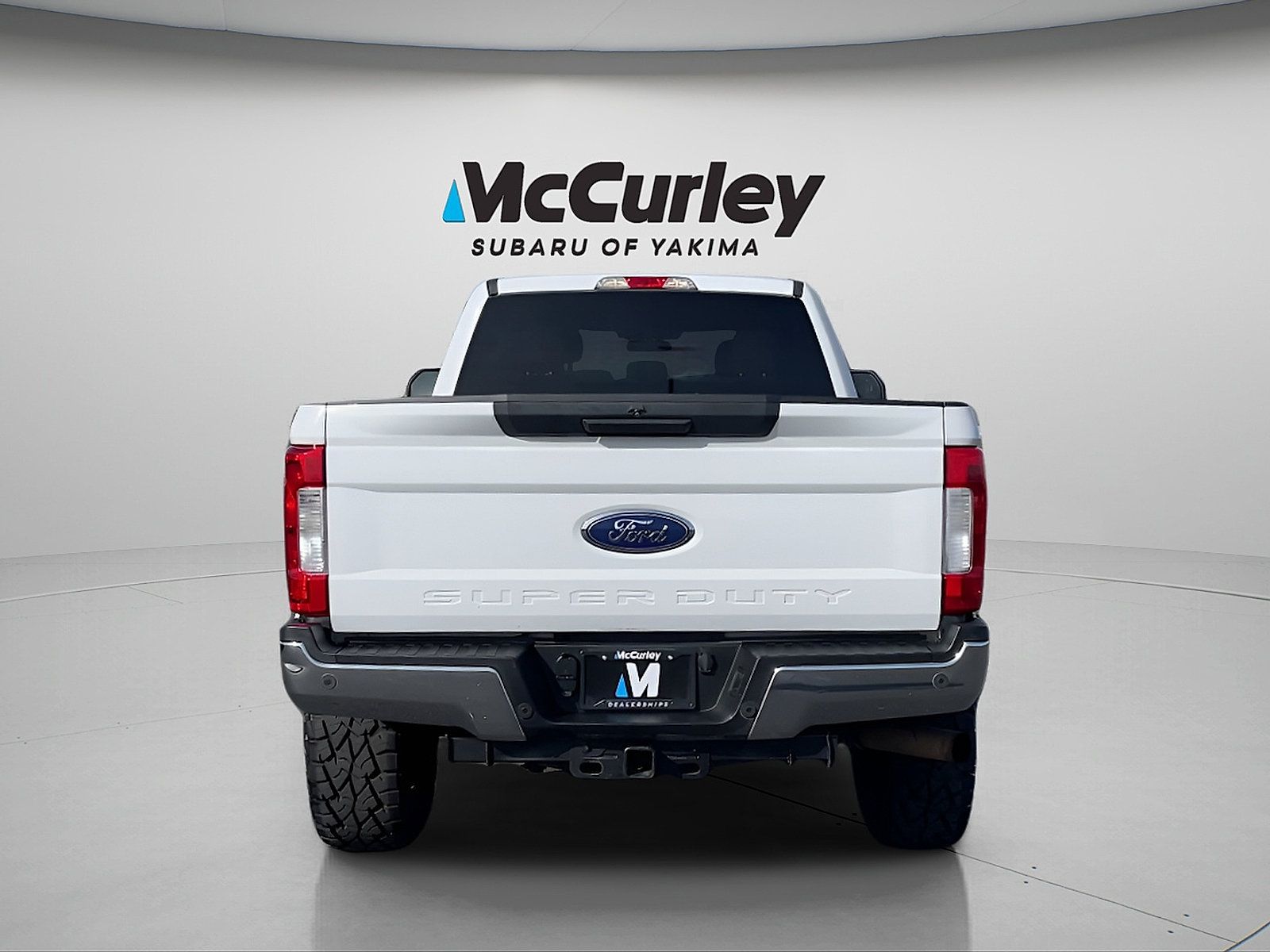 Used 2017 Ford F350 XLT w/ XLT Value Package AWD/4WD image 4