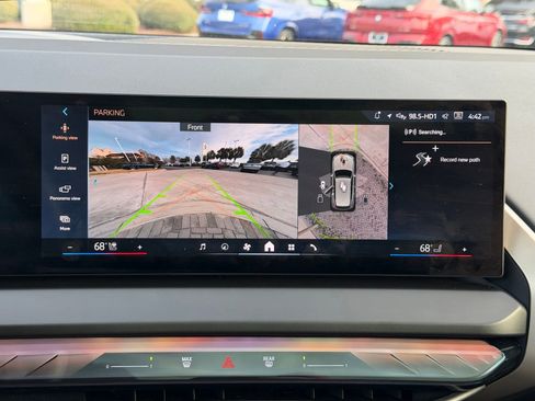 Certified 2025 BMW X3 xDrive30i w/ Premium Package image 4