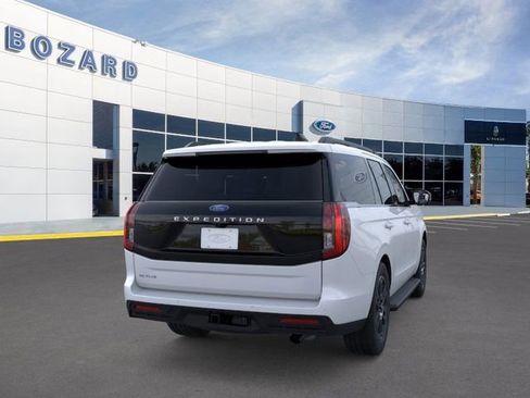 New 2025 Ford Expedition Active image 9