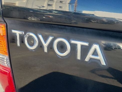 Used 2001 Toyota Tacoma PreRunner image 7