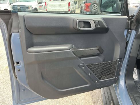 Used 2025 Ford Bronco Outer Banks AWD/4WD image 16