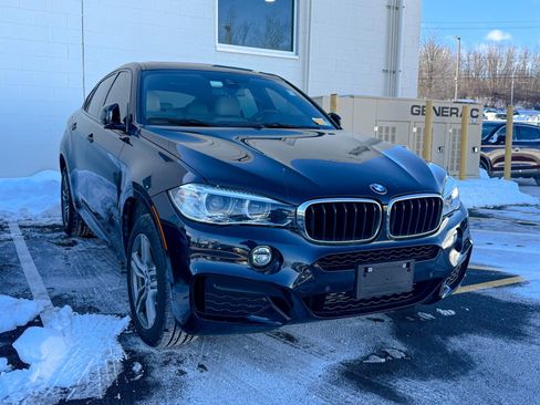 Used 2019 BMW X6 xDrive35i w/ M Sport Package image 1