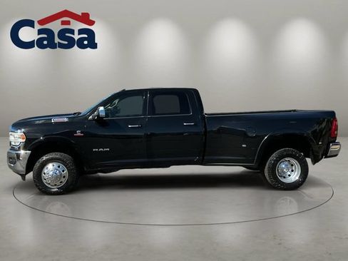 Used 2022 RAM 3500 Laramie AWD/4WD image 3