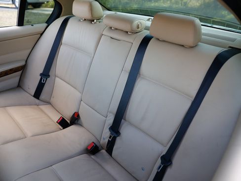 Used 2007 BMW 328i Sedan image 8