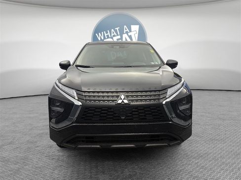 Used 2022 Mitsubishi Eclipse Cross LE image 10