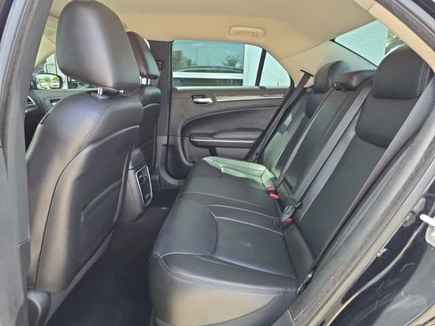 Used 2019 Chrysler 300 Touring L w/ Quick Order Package 22F RWD image 15