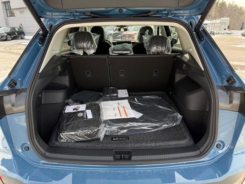 New 2026 Volkswagen Tiguan SE image 12