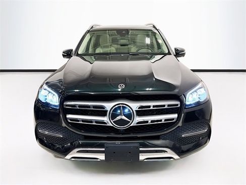 Used 2021 Mercedes-Benz GLS 450 4MATIC image 2