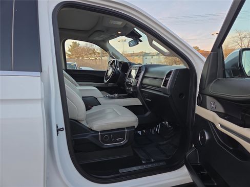 Used 2020 Ford Expedition Max Platinum image 31