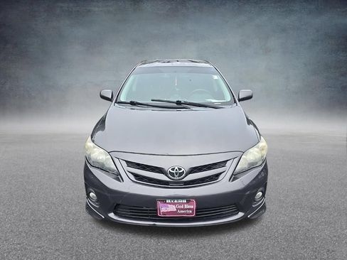 Used 2013 Toyota Corolla S FWD image 3