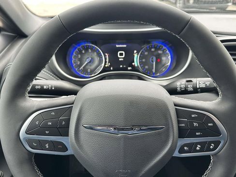 New 2026 Chrysler Pacifica Select image 14