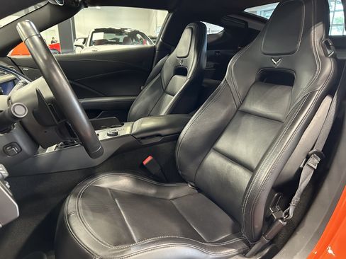 Used 2019 Chevrolet Corvette Z06 RWD image 11