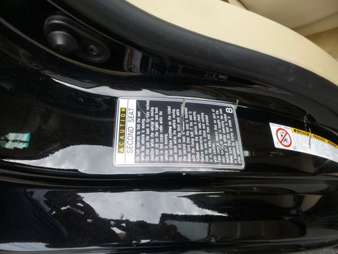 Used 2011 Lexus LX 570 4WD image 43
